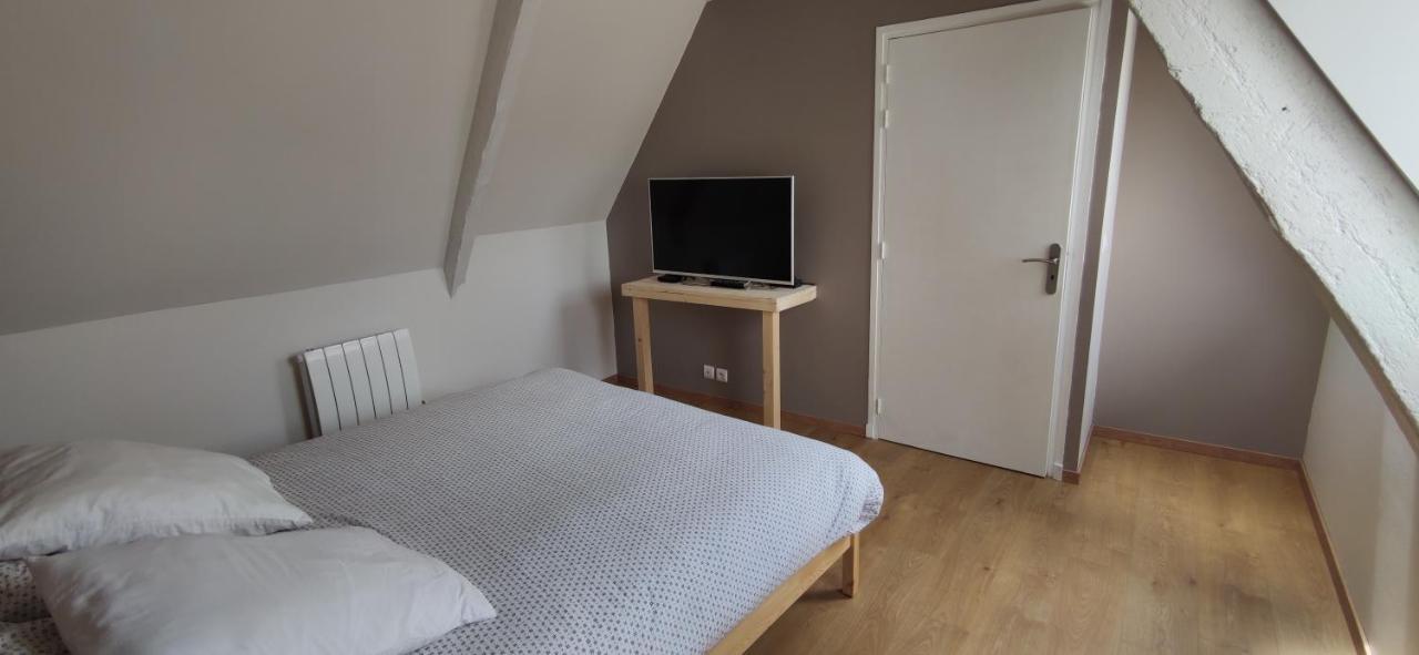 Au Calme Au Coeur De Bayeux Villa Luaran gambar
